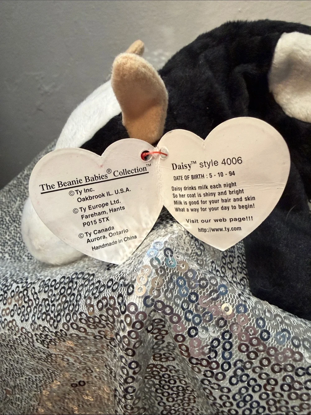 NWT Daisy the Cow Ty Beanie Baby Plush with Heart Tag